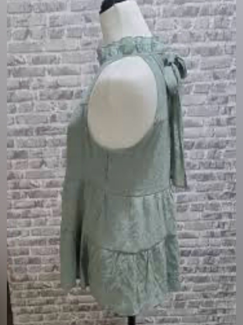 indigo soul Boho Chic Sage Green Tiered Sleeveless Tie-Neck Top Sz Large Concert